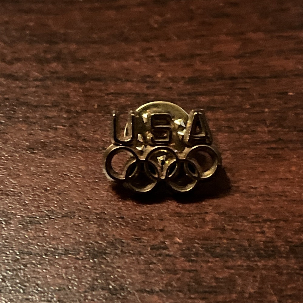 Team USA Gold Tone Olympic Rings Lapel Hat Pin